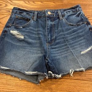 size 7 shorts
